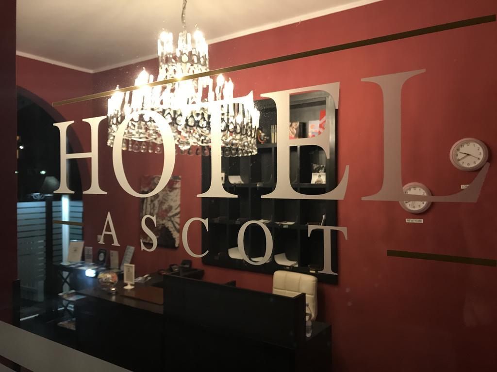 Hotel Ascot 카이아넬로 외부 사진